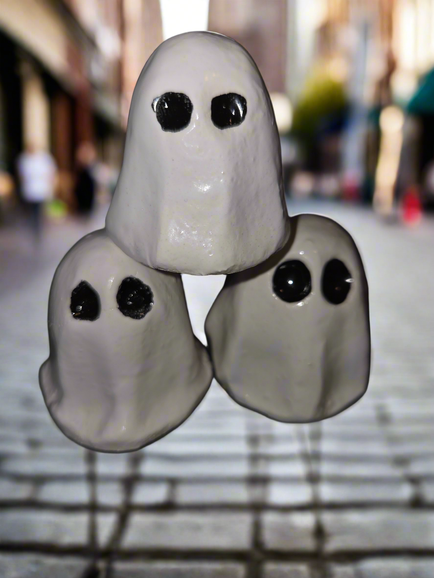 Tiny Ghosts