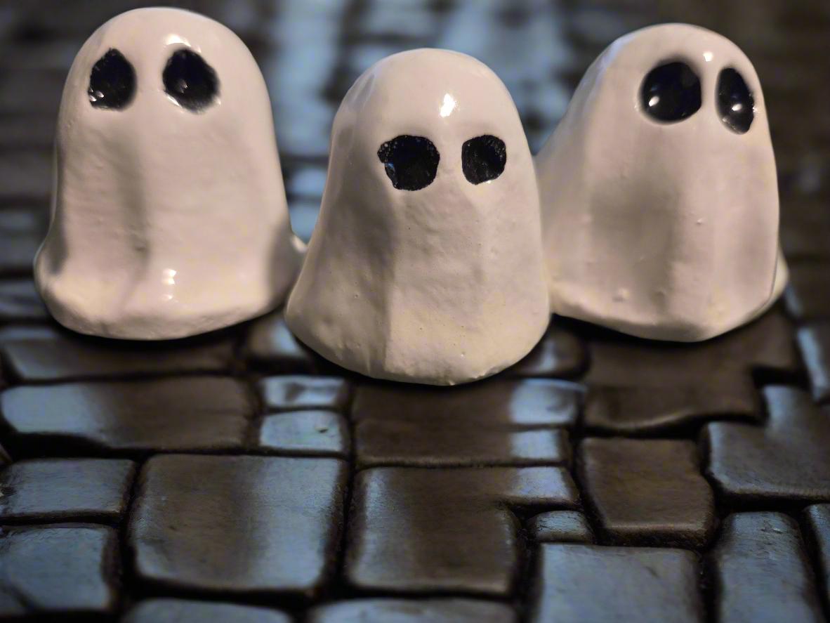 Tiny Ghosts